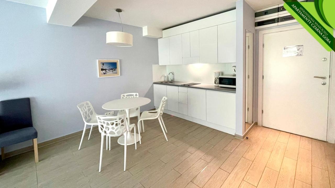 Sw Apartamenty Czarna Gora Siena Buitenkant foto