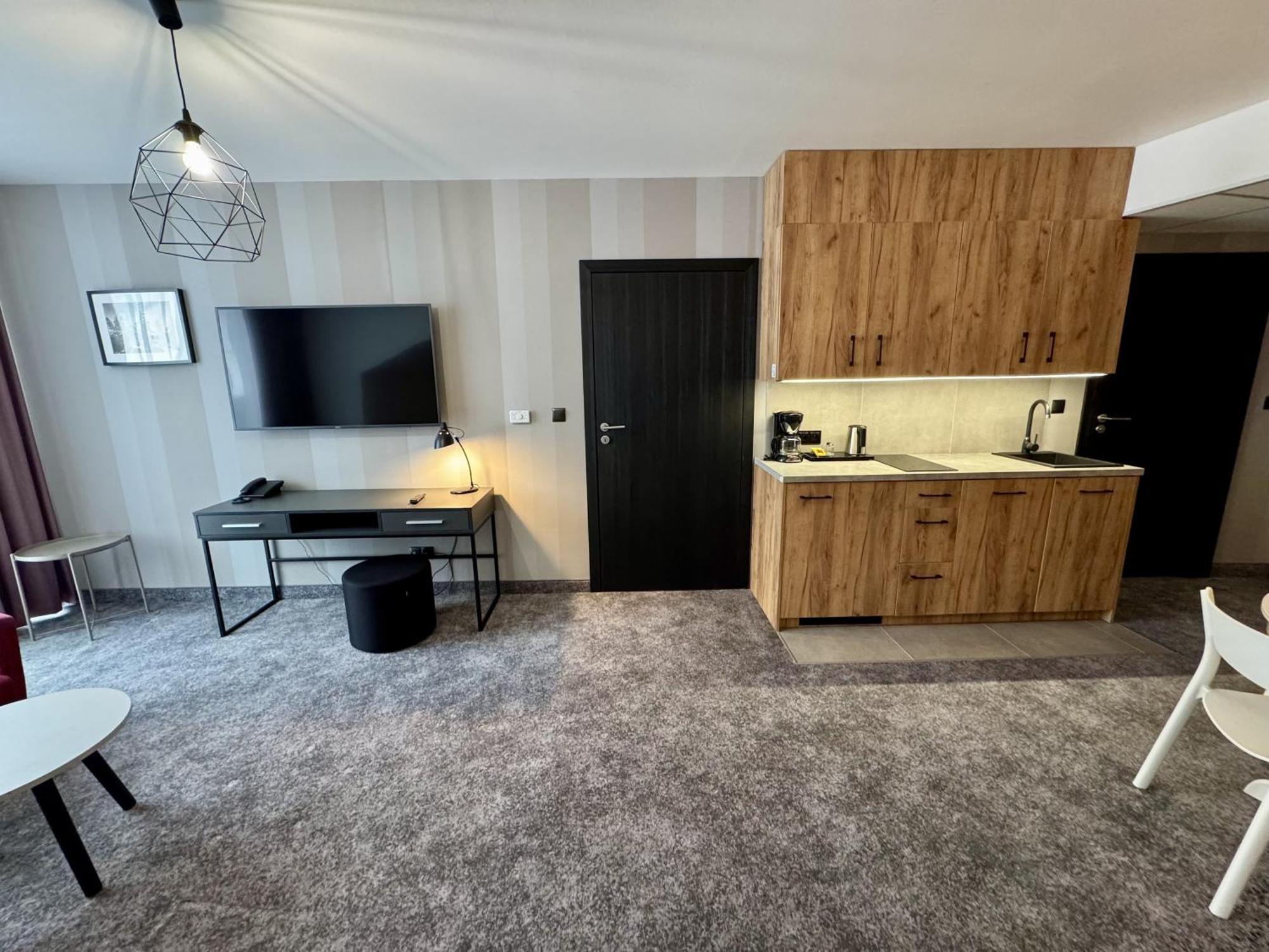 Sw Apartamenty Czarna Gora Siena Buitenkant foto